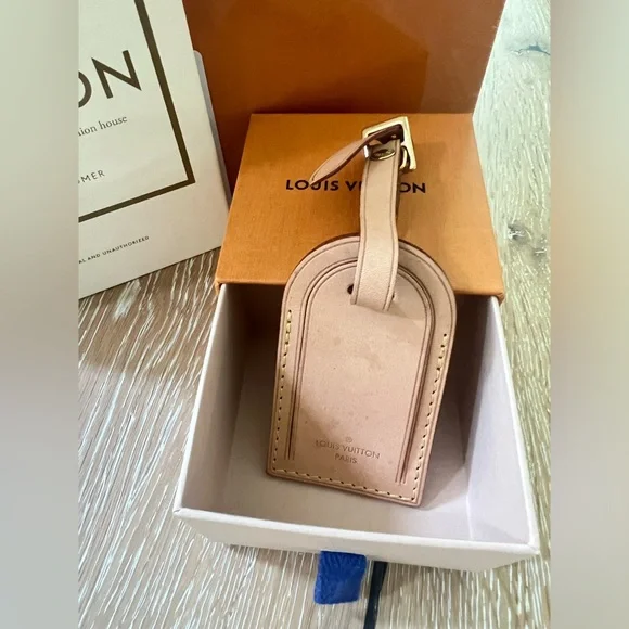 Louis Vuitton luggage tag with Box - Picture 4 of 14